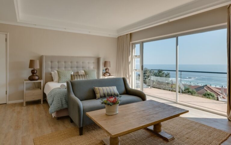 15-Woodford-Stylish-villa-9