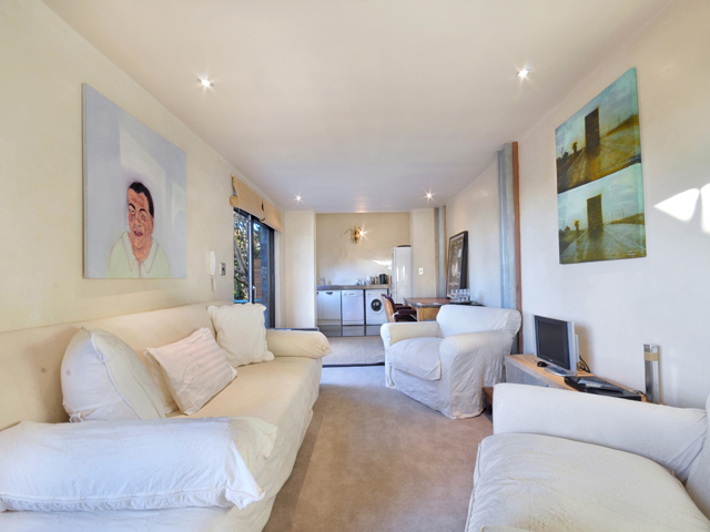 17-Geneva-Lower-Camps-Bay-apartment-24
