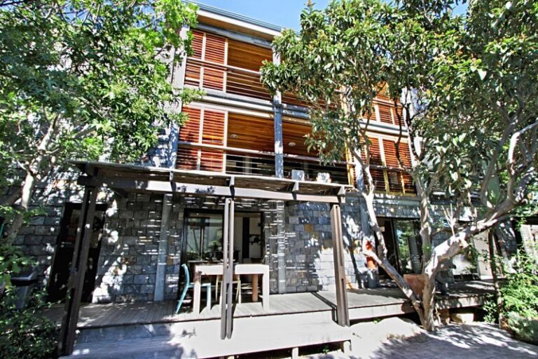 17-Geneva-Lower-Camps-Bay-apartment-28