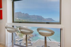 1759-Clifton-Penthouse-3-bed-holiday-rental-gorgeous-views-of-the-ocean
