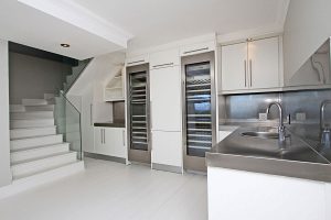 1762-3-bed-holiday-villa-cape-town-kitchen-and-staircase-to-upper-floor