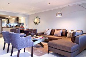 1762-3-bed-holiday-villa-cape-town-lounge