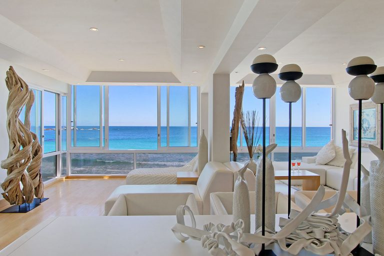 1786-The-Heron-2-Bed-Clifton-Apartment-views-of-the-ocean