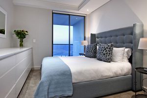 1795-3-bed-holiday-apartment-sea-point-bedroom