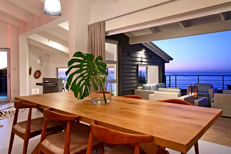 1821-Clifton-Beach-Bungalow-Cape-Town-dining-table-with-sea-view