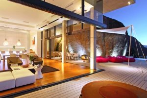 3-indoor-and-outdoor-open-living-area