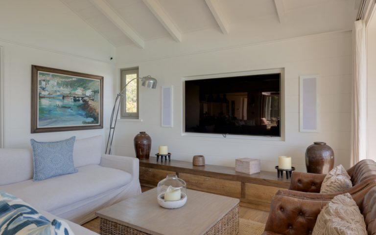 39-Clifton-Beach-BungalowNIVEN-Photography_N0A0783xFuse_SR-960x601_c