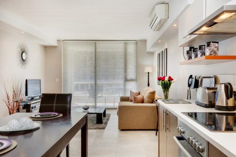 404-canal-quays-luxury-apartment-404-canal-quays-luxury-apartment-59067855-960x640-1