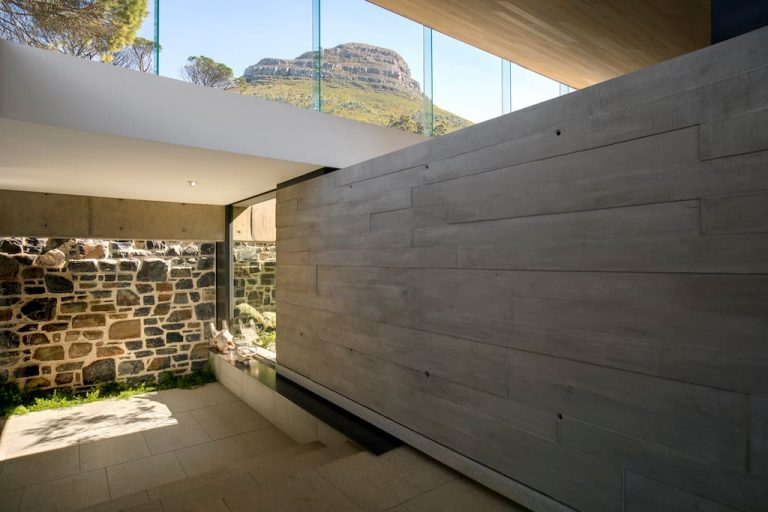 4_bed_vacation_villa_-_higgovale_-lionshead_view