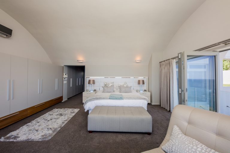  Bantry Bay-002||Aegea