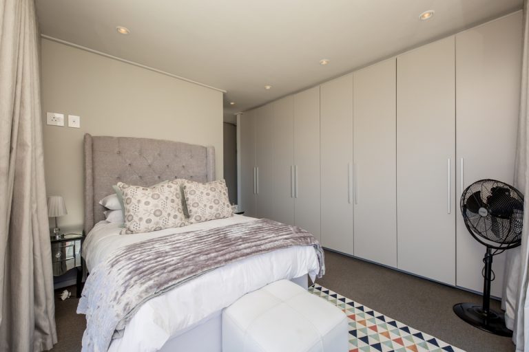  Bantry Bay-014||Aegea