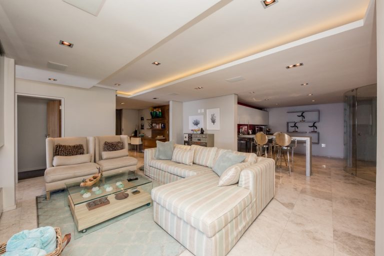  Bantry Bay-041||Aegea