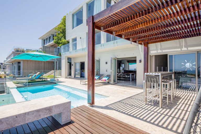  Bantry Bay-056||Aegea