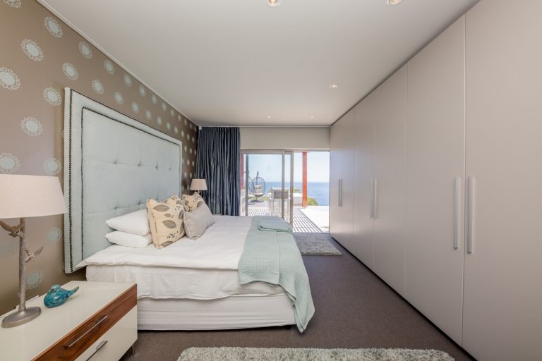  Bantry Bay-060||Aegea