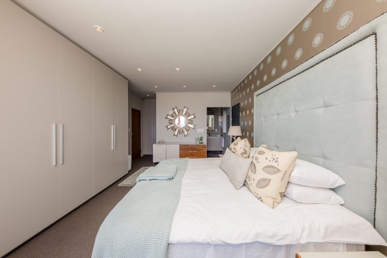  Bantry Bay-063||Aegea