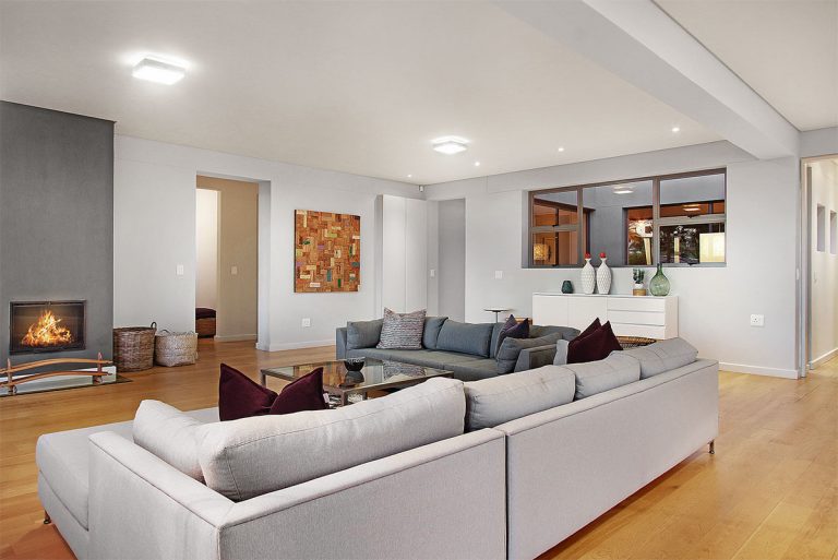 Belmondo-Villa-Camps-Bay-lounge-2