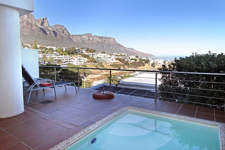 Camps Bay Terrace Suite 1 bed self catering apt private plunge pool||Camps Bay Terrace Suite 1 bed self catering apt 