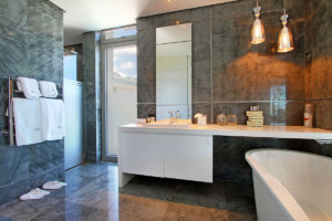 Clifton-5-bedroom-Private-Villa-Cape-Luxury-rentals-1200x800