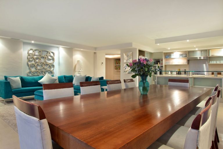 Clifton-Views-Rental-dining-table-