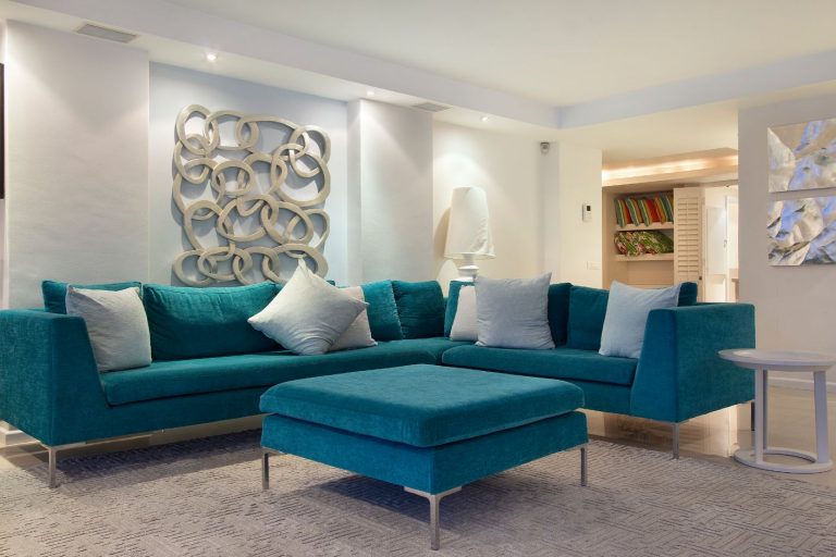 Clifton-Views-Rental-lounge-interior