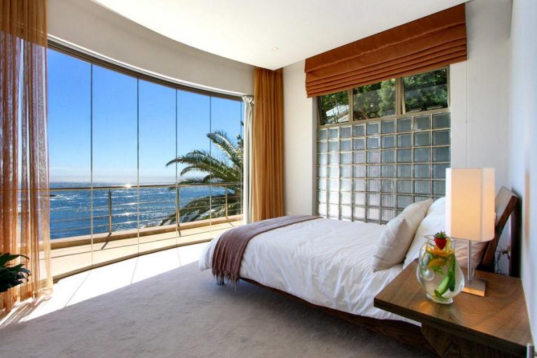 Dolce-vita-Camps-Bay-bedroom-3
