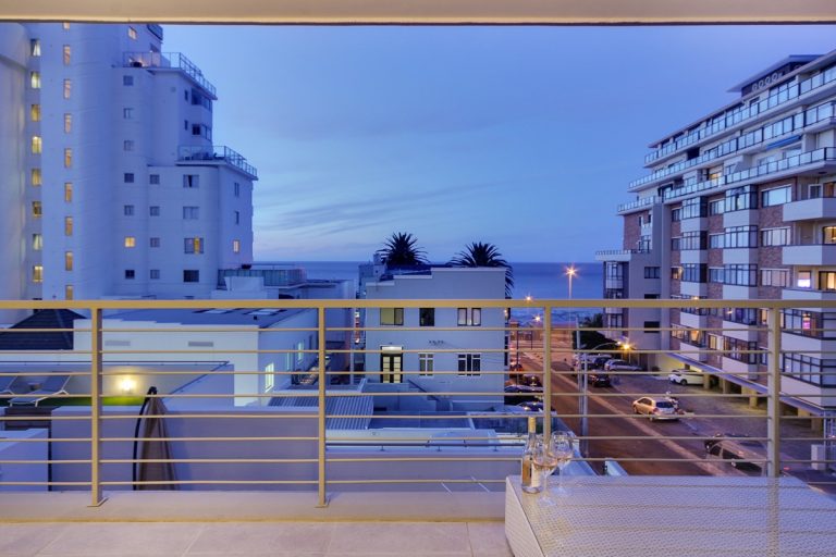 Fairmont-204-Self-Catering-Apartment-Photography22
