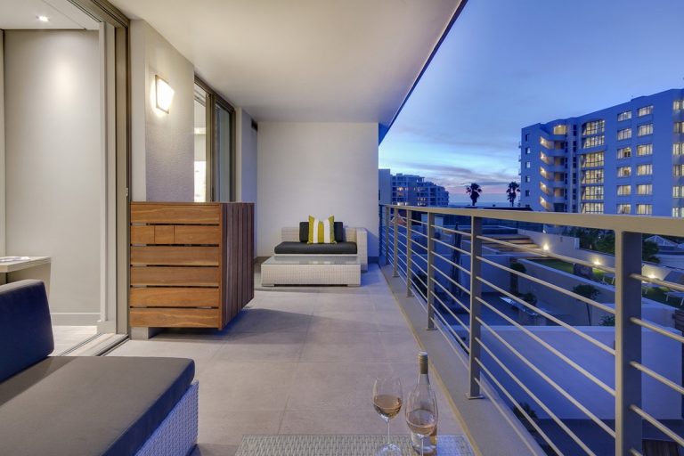 Fairmont-204-Self-Catering-Apartment-Photography24