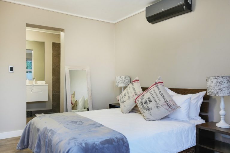 Houghton-Views-Camps-Bay-Holiday-Apartment-Photography6