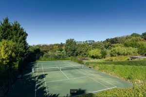 Lost Horizon - Vaction Villa in Constantia - tennis court