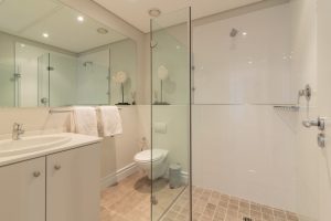 Parergon-205-3-bed-luxury-apartment-bathroom