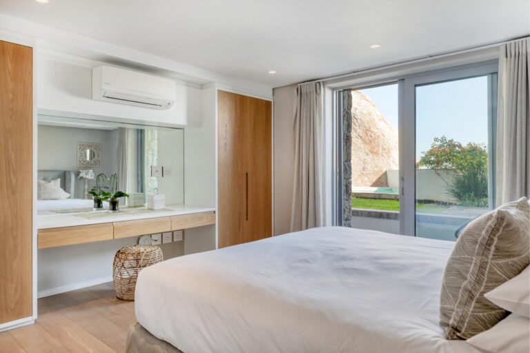 Rock villa (18)