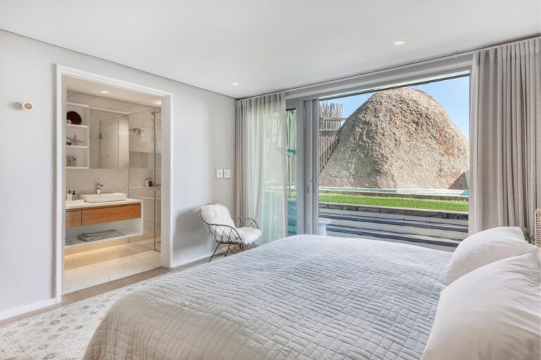 Rock villa (20)