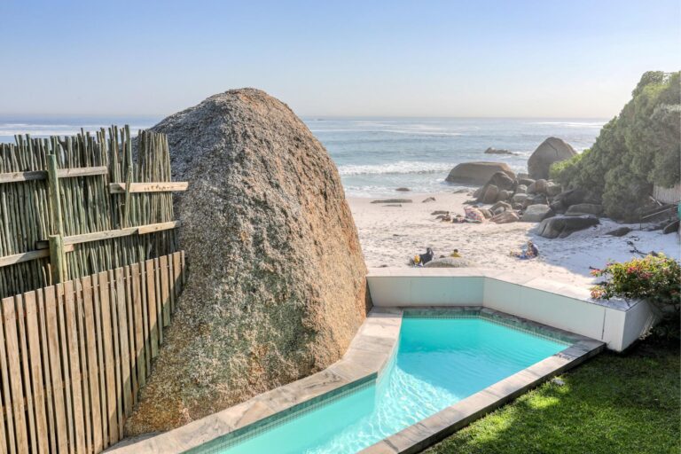 Rock villa (25)