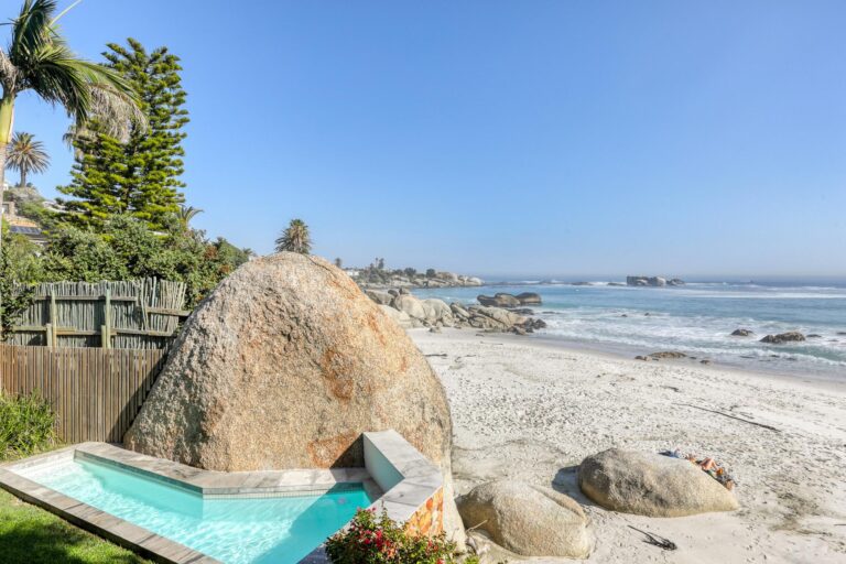Rock villa (9)