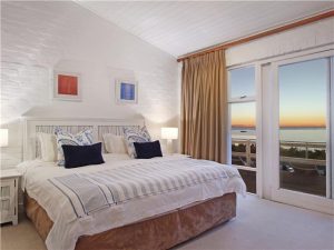 Rontree-Reflections-Camps-Bay-bedroom