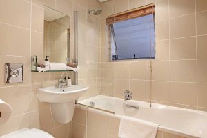 Strathmore-Villa-Camps-Bay-bathroom-3