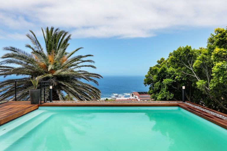 The-Views-6-Bed-Camps-Bay-main-image