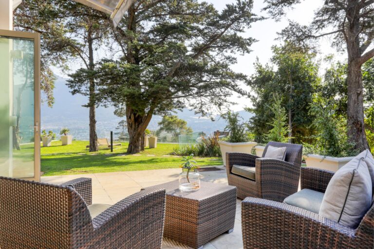 Villa Flightdeck (12)