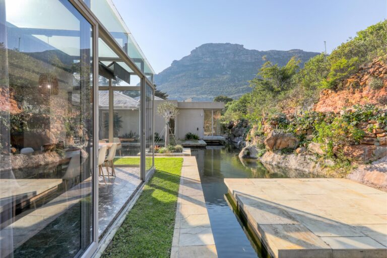 Villa Flightdeck (14)