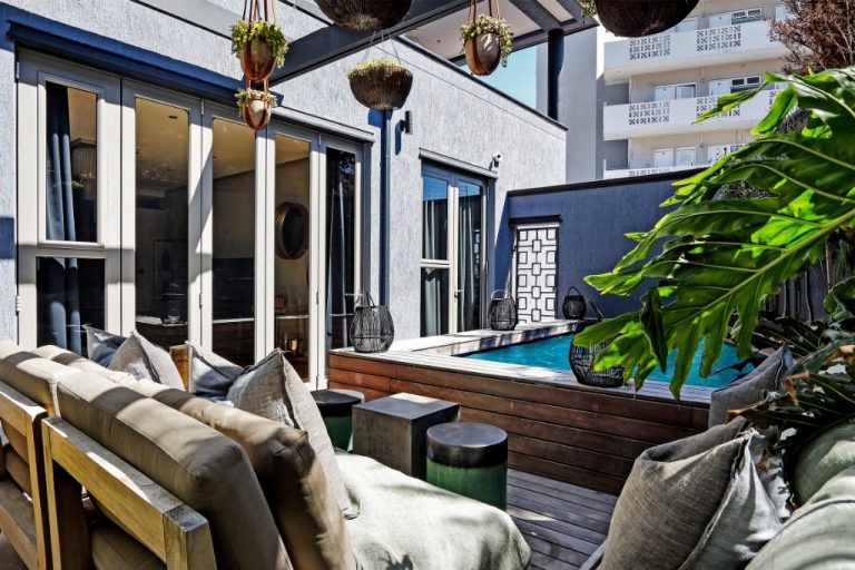 bantry-luxe-grande-bantry-bay-5bfff5a32584c