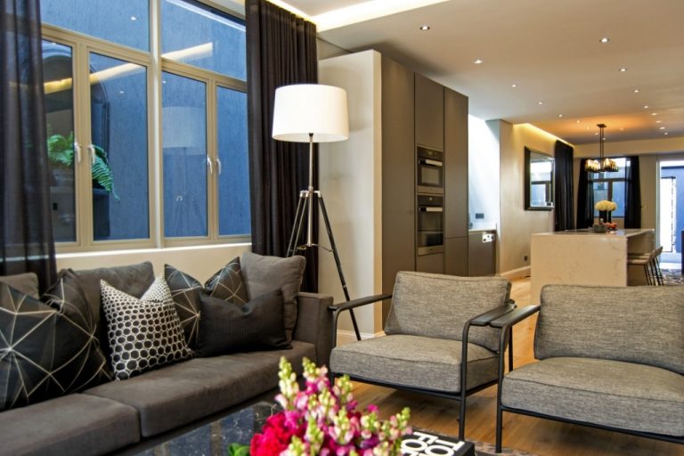 bantry-luxe-grande-bantry-bay-5bfff5a8e0271