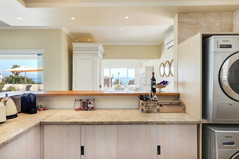 barbados-Camps-Bay-Villa-open-plan-kitchen