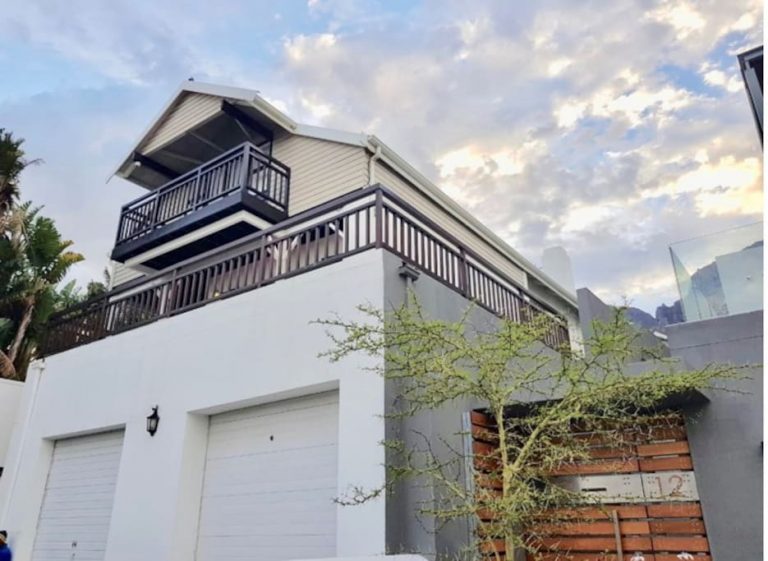 camps_bay_holiday_house__sleeps_3__building