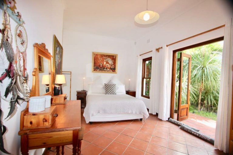 camps_bay_holiday_house__sleeps_3__lower_ground_bedroom