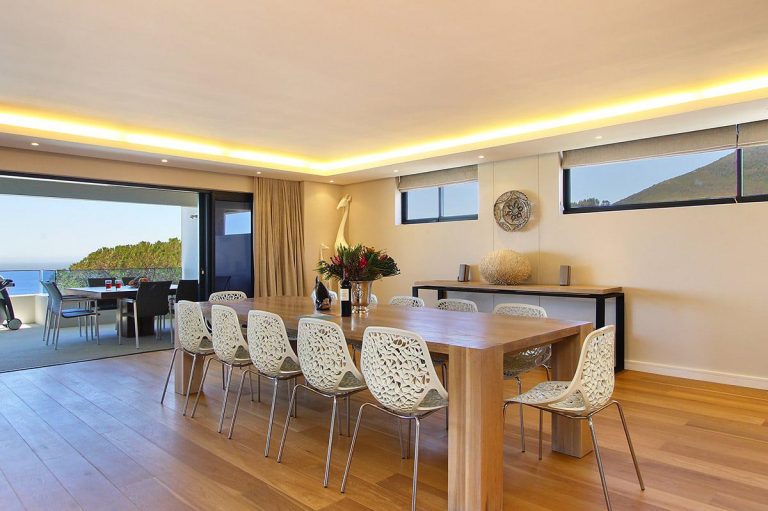 casablanca-casablanca-dining-room-table-3738