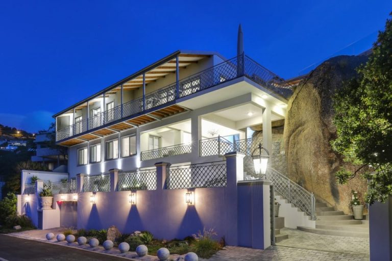 castle-rock-villa-castle-rock-95039345-960x640-1