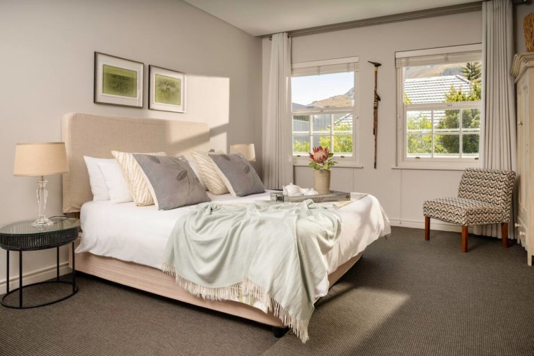 cloud house _luxury family home in Camps Bay 2