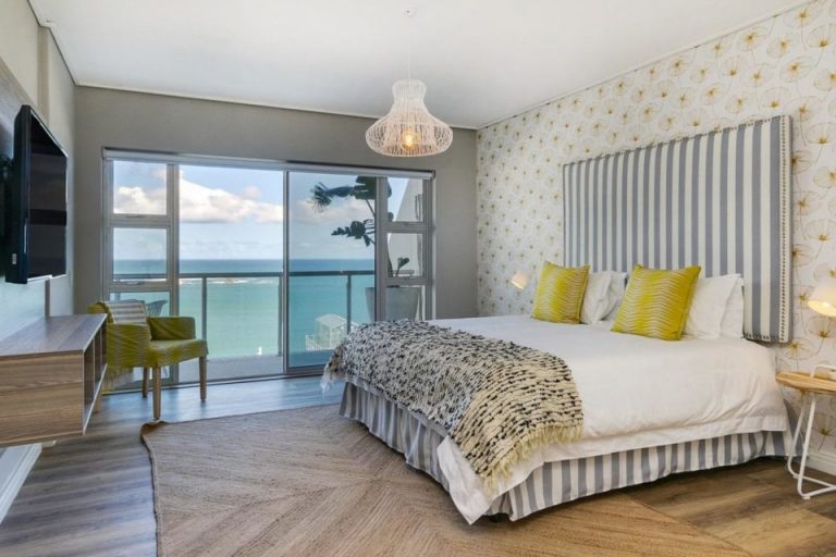 dunmore-breeze-dunmore-breeze-master-bedroom-45478789-960x640||dunmore-breeze-dunmore-breeze-living-area-with-tv-45478797-960x640||dunmore-breeze-dunmore-breeze-dining-area-45478829-960x640||dunmore-breeze-dunmore-breeze-dedicated-bathroom-45478792-960x640||dunmore-breeze-dunmore-breeze-kitchen-45478834-960x640||dunmore-breeze-dunmore-breeze-dining-room-45478799-960x640||dunmore-breeze-dunmore-breeze-ocean-mountain-view-45478839-960x640
