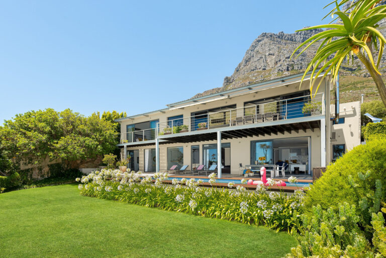 Camps Bay Accommodation - 38 Hely Hutchinson Ave