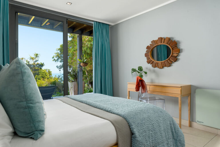 Camps Bay Accommodation - 38 Hely Hutchinson Ave